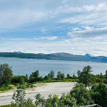 Apartment In Tromso With Sea And Mountain View Tromsø Exterior foto